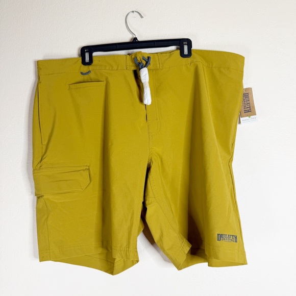 DULUTH men’s DuluthFlex Bull Moose 9” Board shorts SIZE 44 NEW - Picture 1 of 6